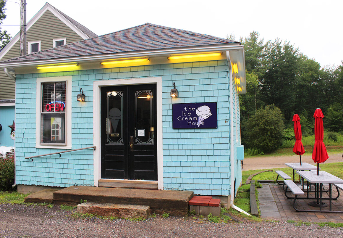 the Ice Cream House in Cape Neddick, Maine