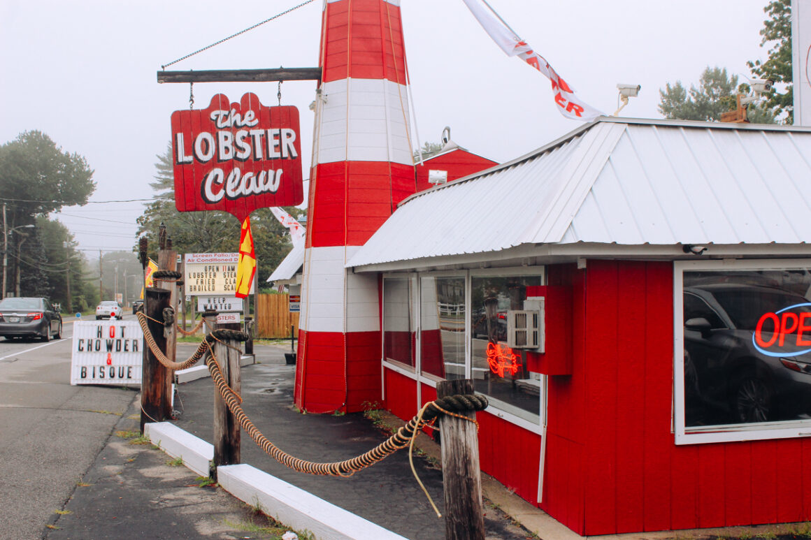 The Lobster Claw in Saco, Maine one of the best stops from Boston to Bar Harbor
