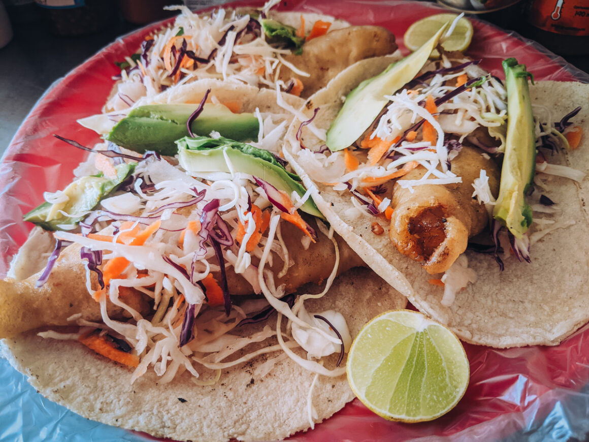 A plate of fish taco at Tacos el Gato Puerto Vallarta