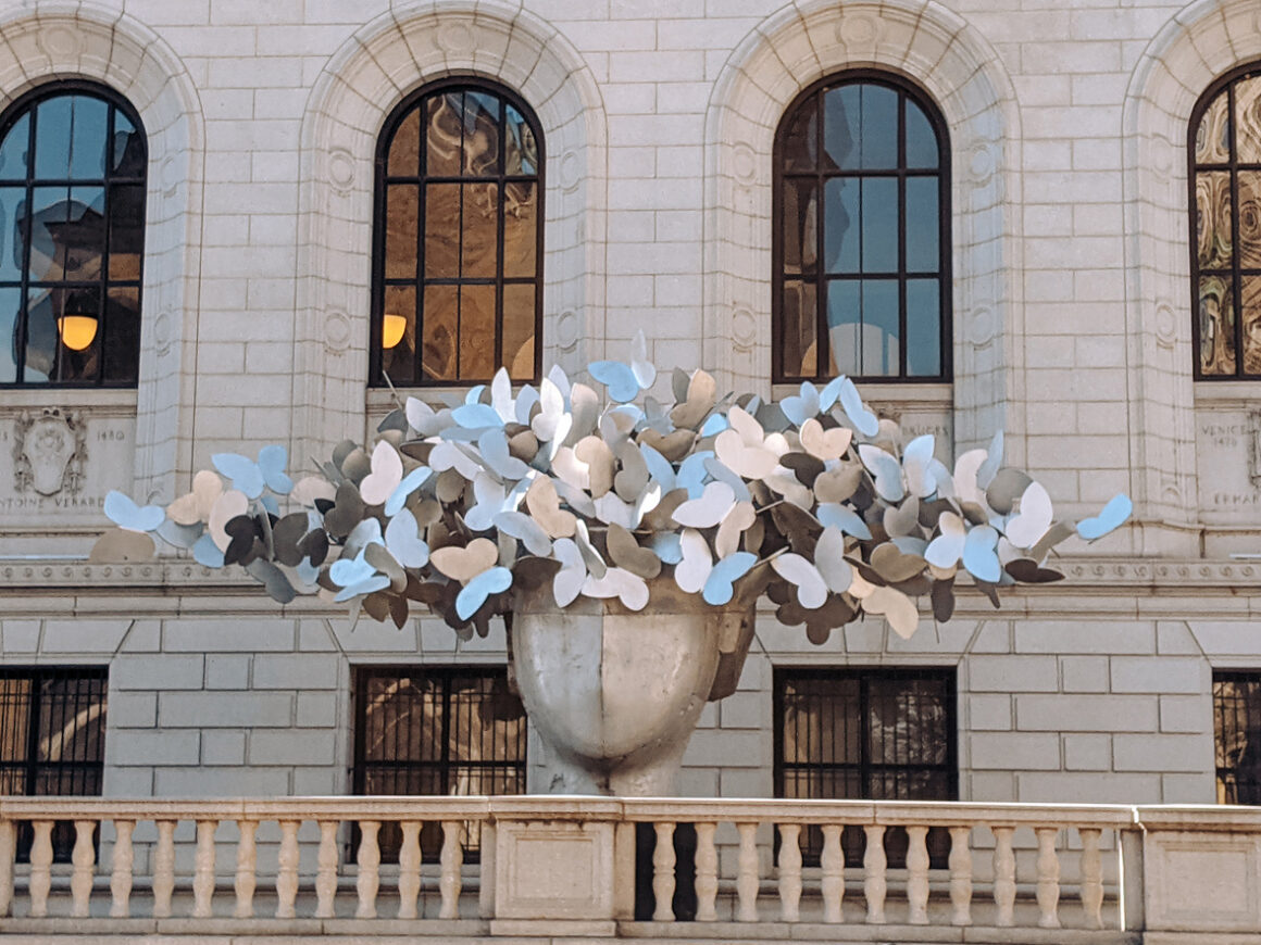 MANOLO VALDES "BUTTERFLIES" AT THE PUBLIC LIBRARY
