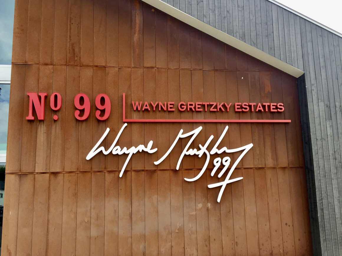 a bulding at Wayne Gretzky Estates vinery