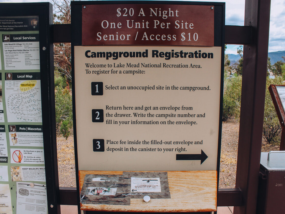 Info on a sign at the entrance station for first-come first -served camping at Lake Mead