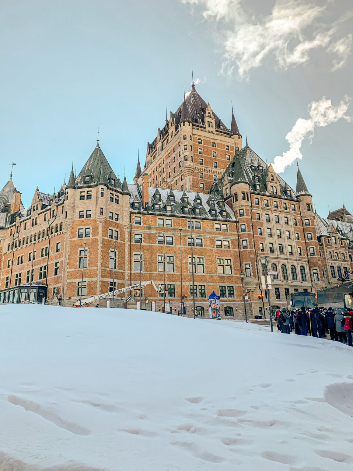 A snow covered building in Quebec City